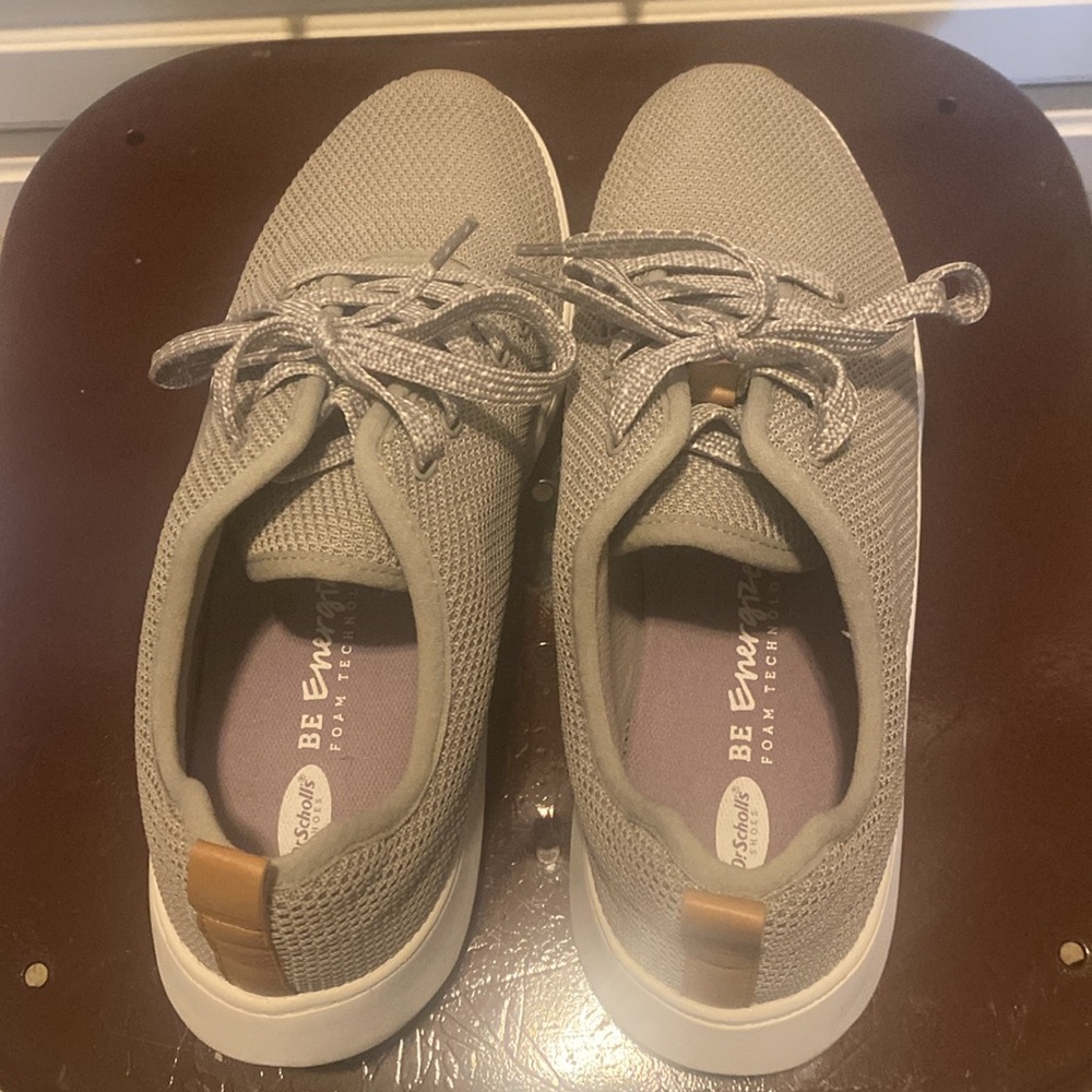 Dr Scholls. high hope soft gray sneakers 9m. - Picture 8 of 16